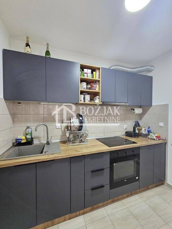 Stan – Zrenjanin - Prikaz 5
