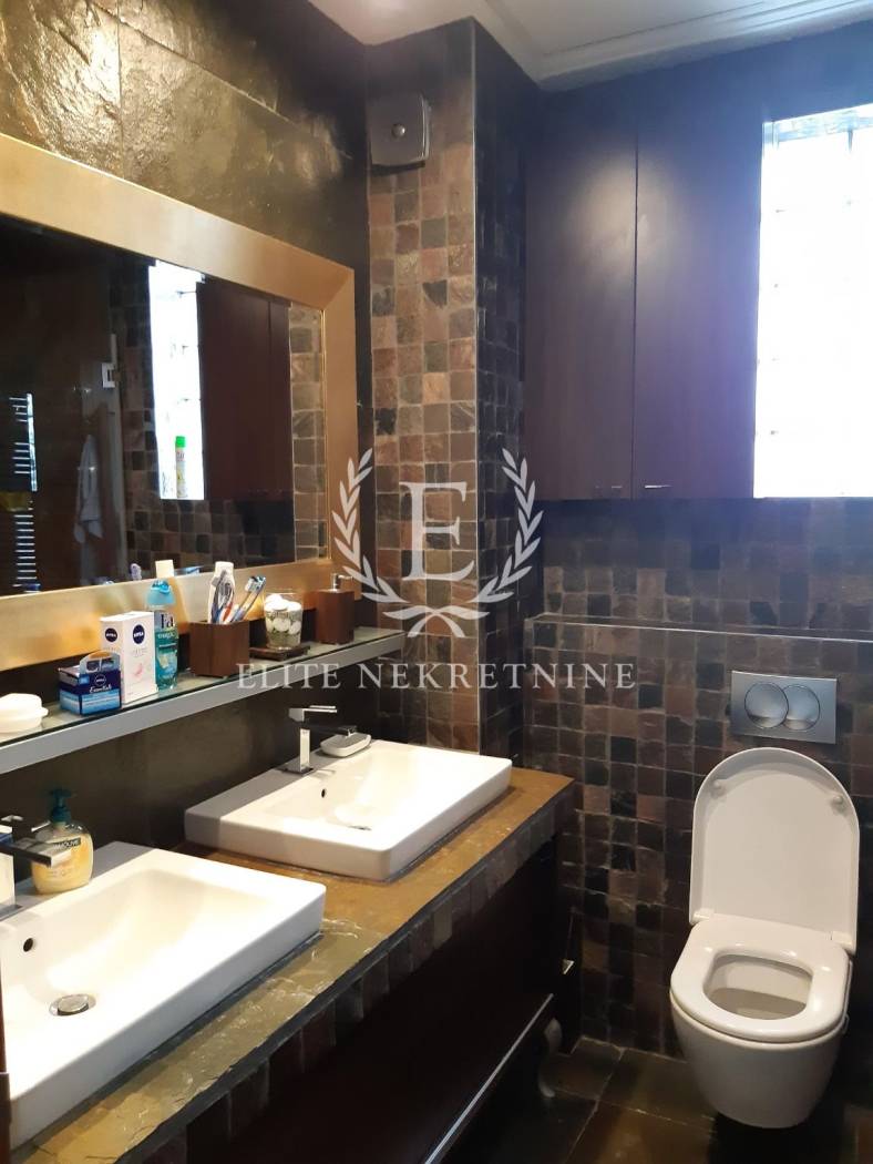 Stan – Beograd - Više