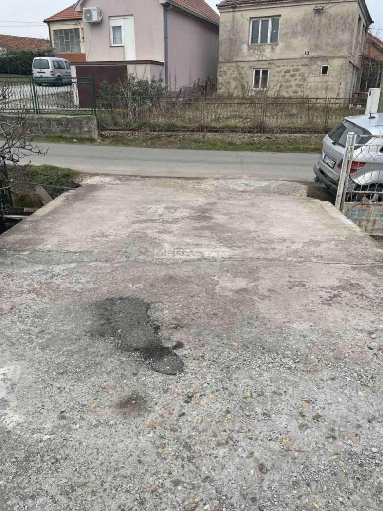 Rušanj, plac sastavljen od dve parcele - Prikaz 3