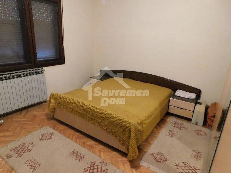 Kuća – Kragujevac, Beloševac, Šumadijski upravni okrug - Više