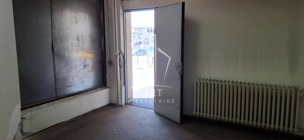 Lokal za renoviranje po vašoj meri Brankova ulica, 30 m² ID#15744 - Prikaz 2