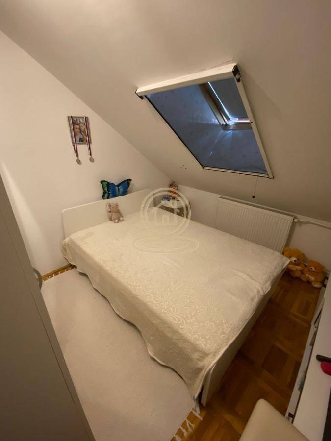 Stan – Novi Sad, Salajka, MZ Salajka - Više