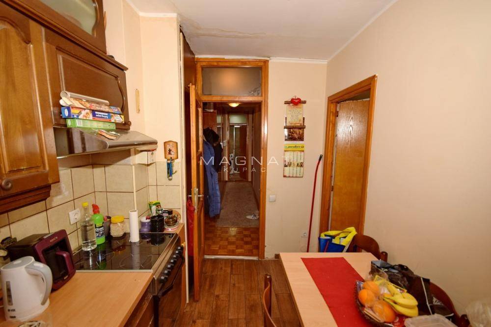 Stan – Beograd - Više