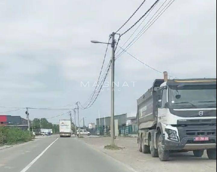 Plac 80ari - Makiš-poslednji plac u ponudi, odmah pored puta ID#4750 - Prikaz 2